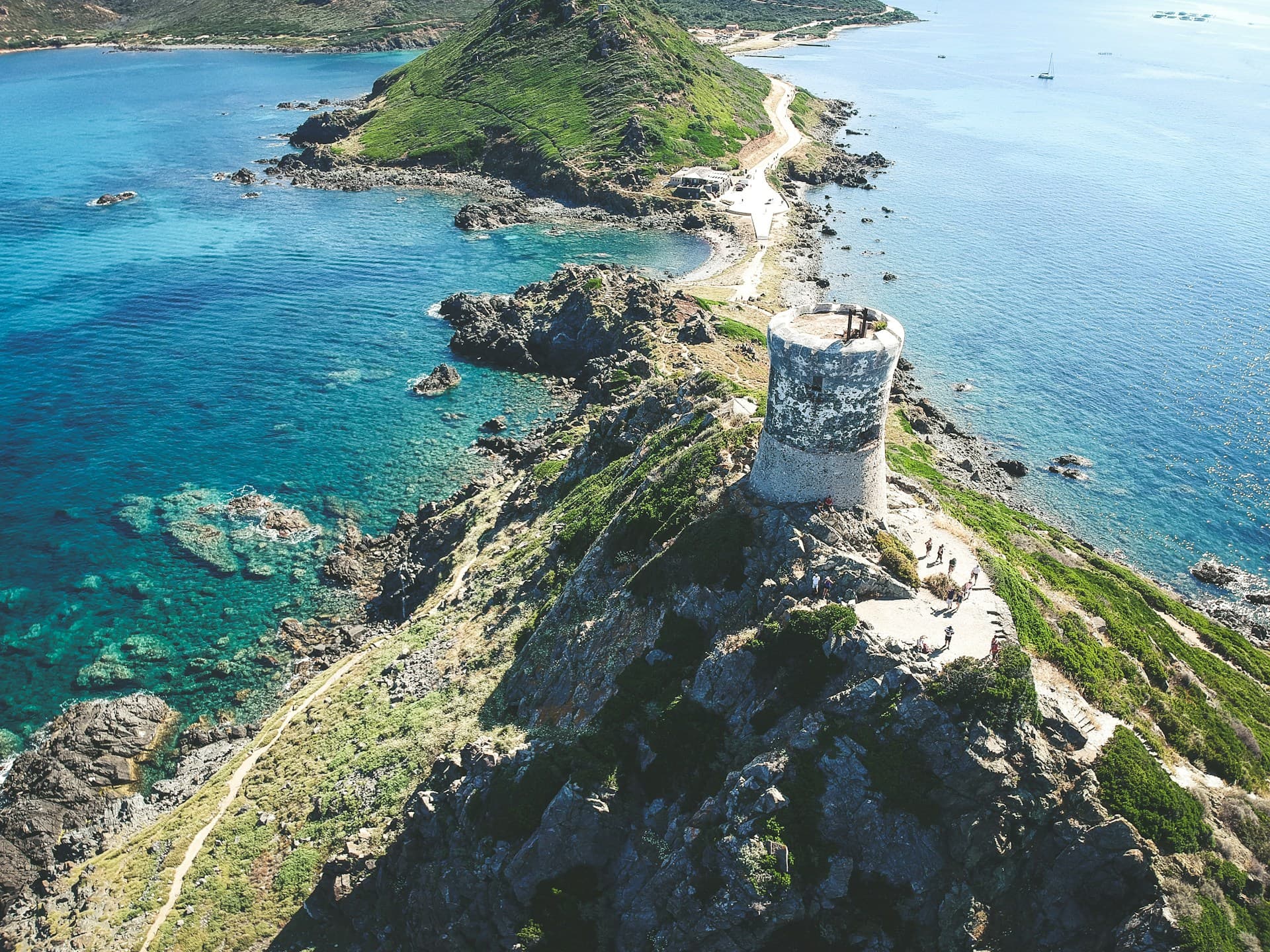 Explorez.eu — Randonnée : Les sentiers oubliés du Cap Corse (Haute-Corse)